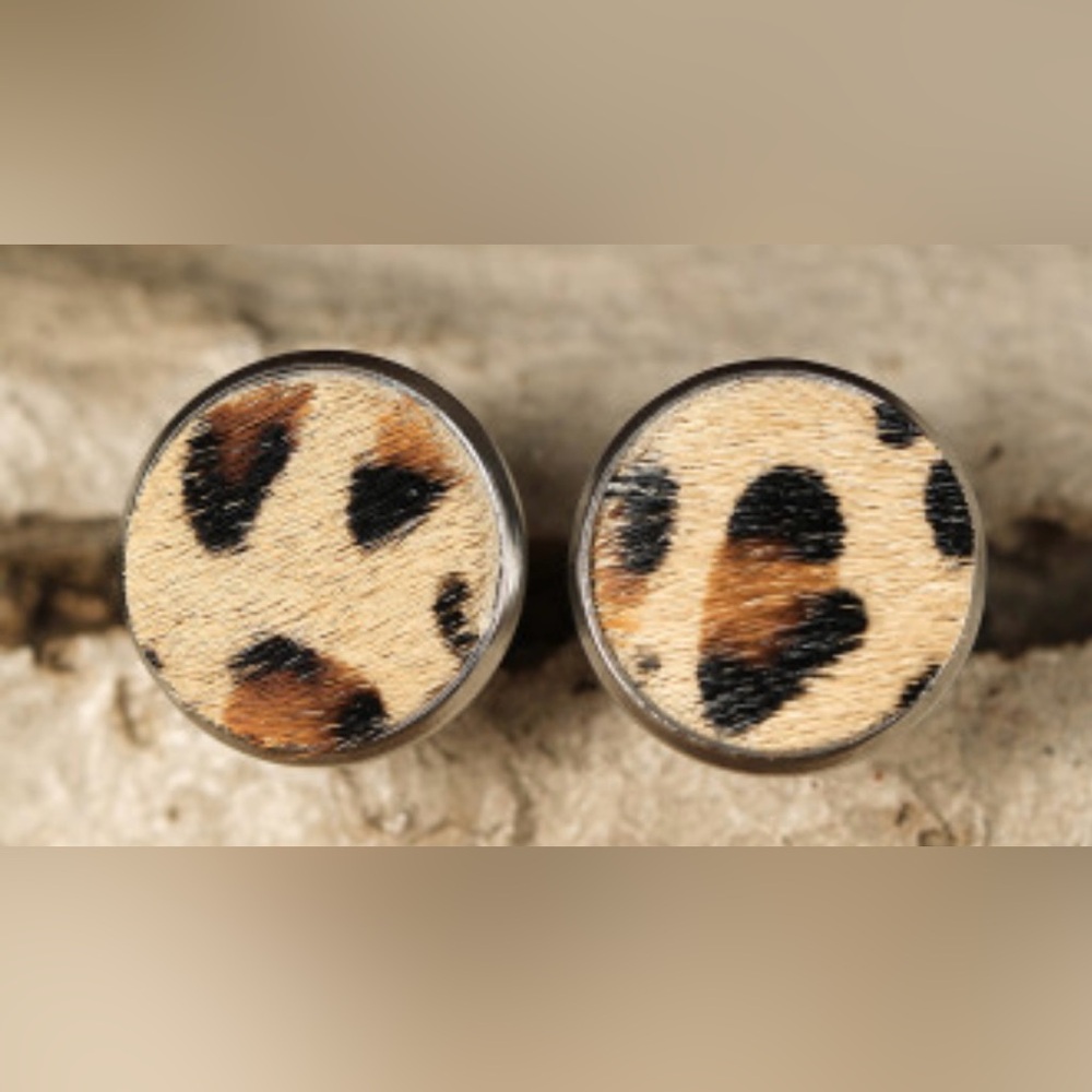 Furry Leopard Round Stud Earrings